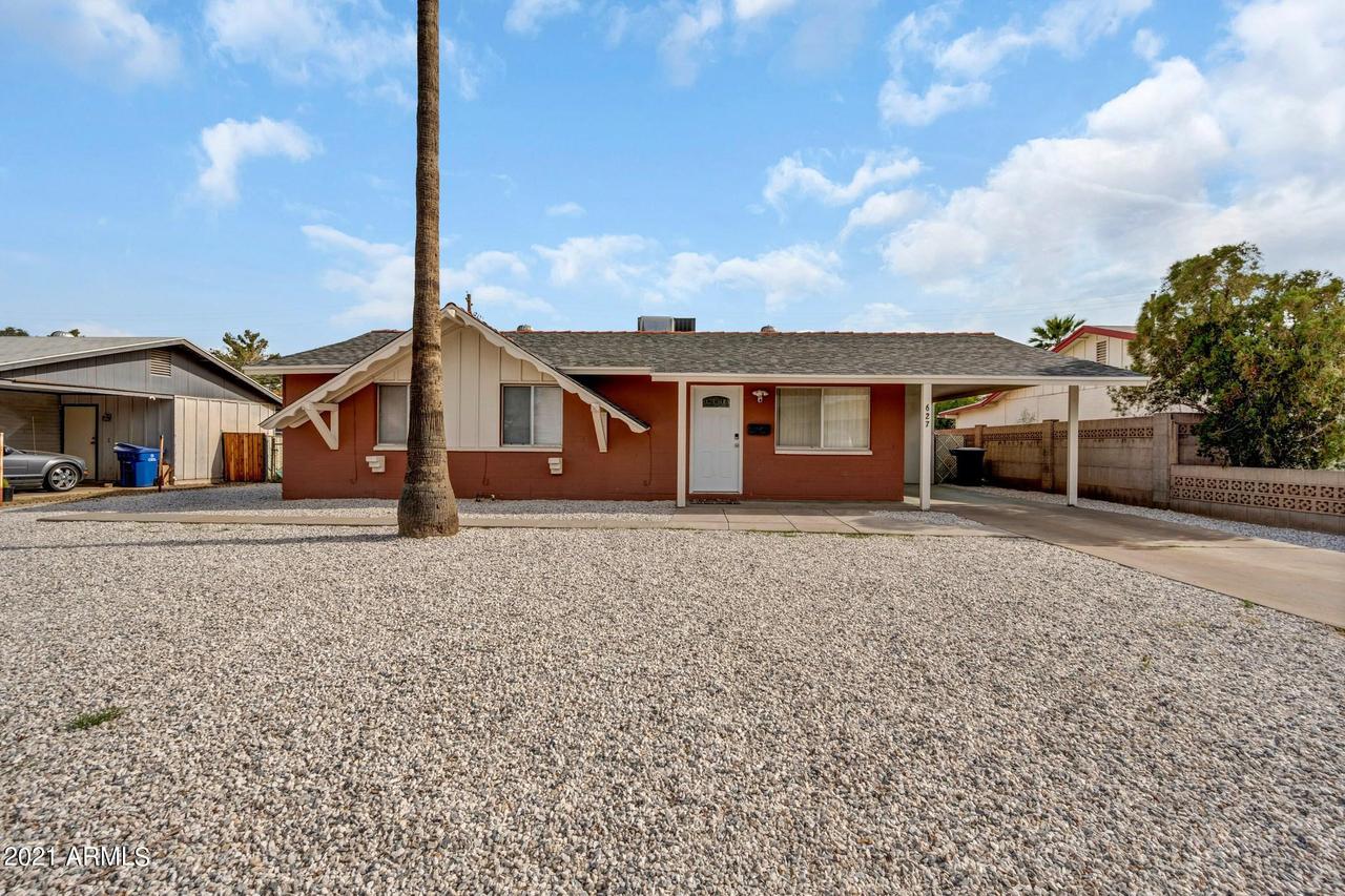 627 E Papago Dr., Tempe, AZ 85288