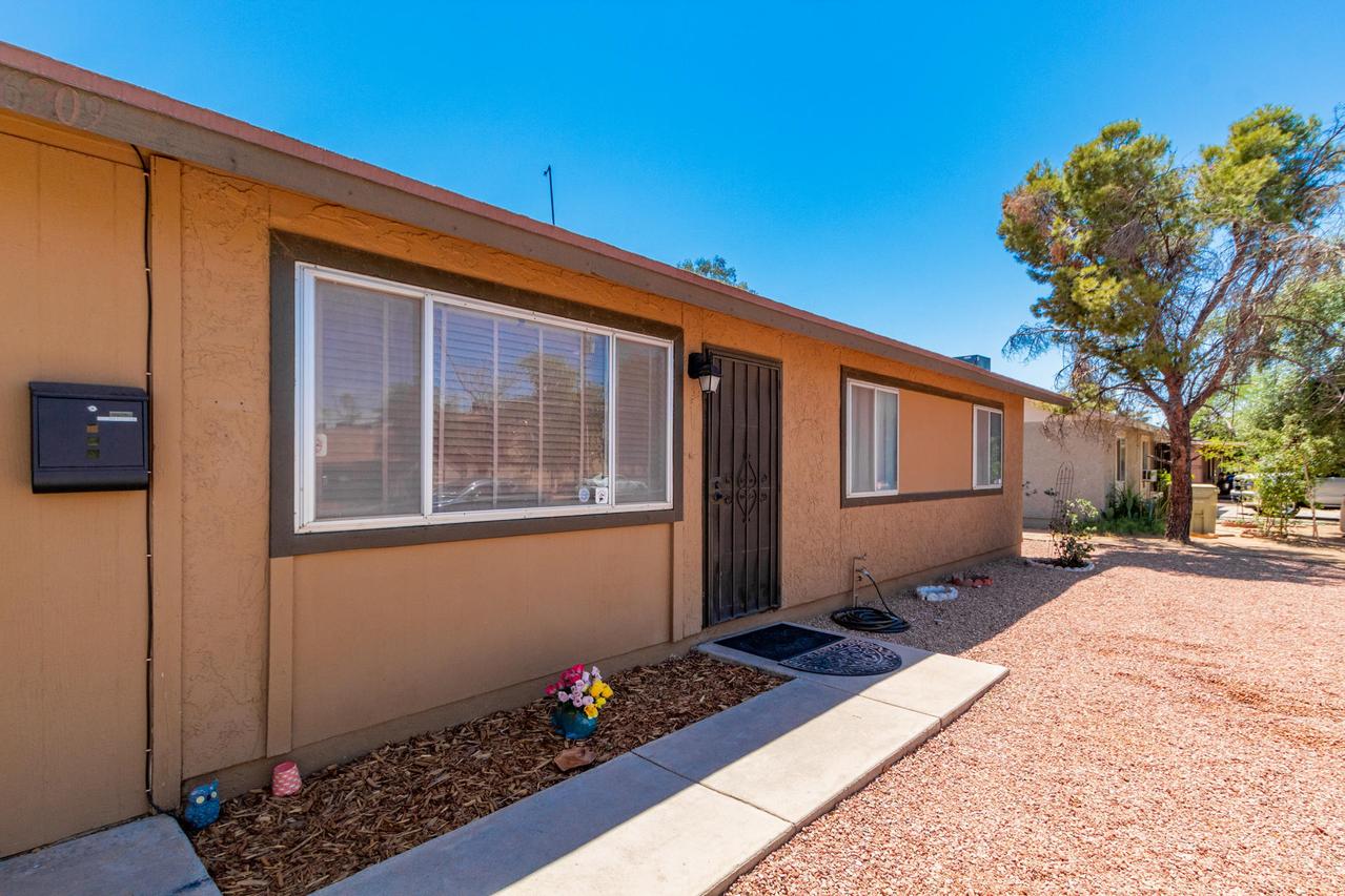 6209 W Ocotillo Rd., Glendale, AZ 85301