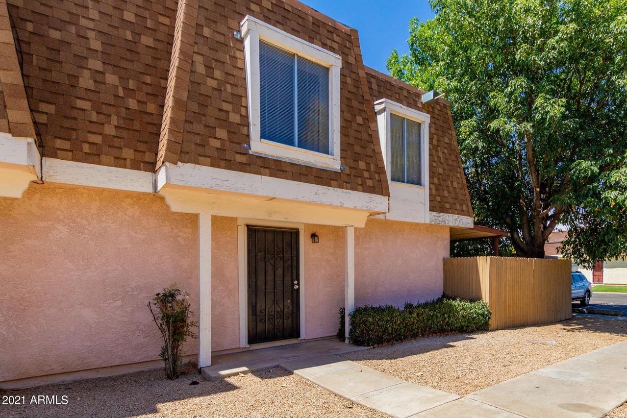 3431 W Laurie Ln., Phoenix, AZ 85051