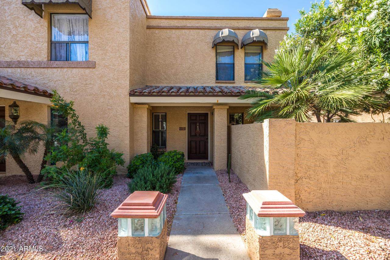 731 E North Ln. #2, Phoenix, AZ 85020