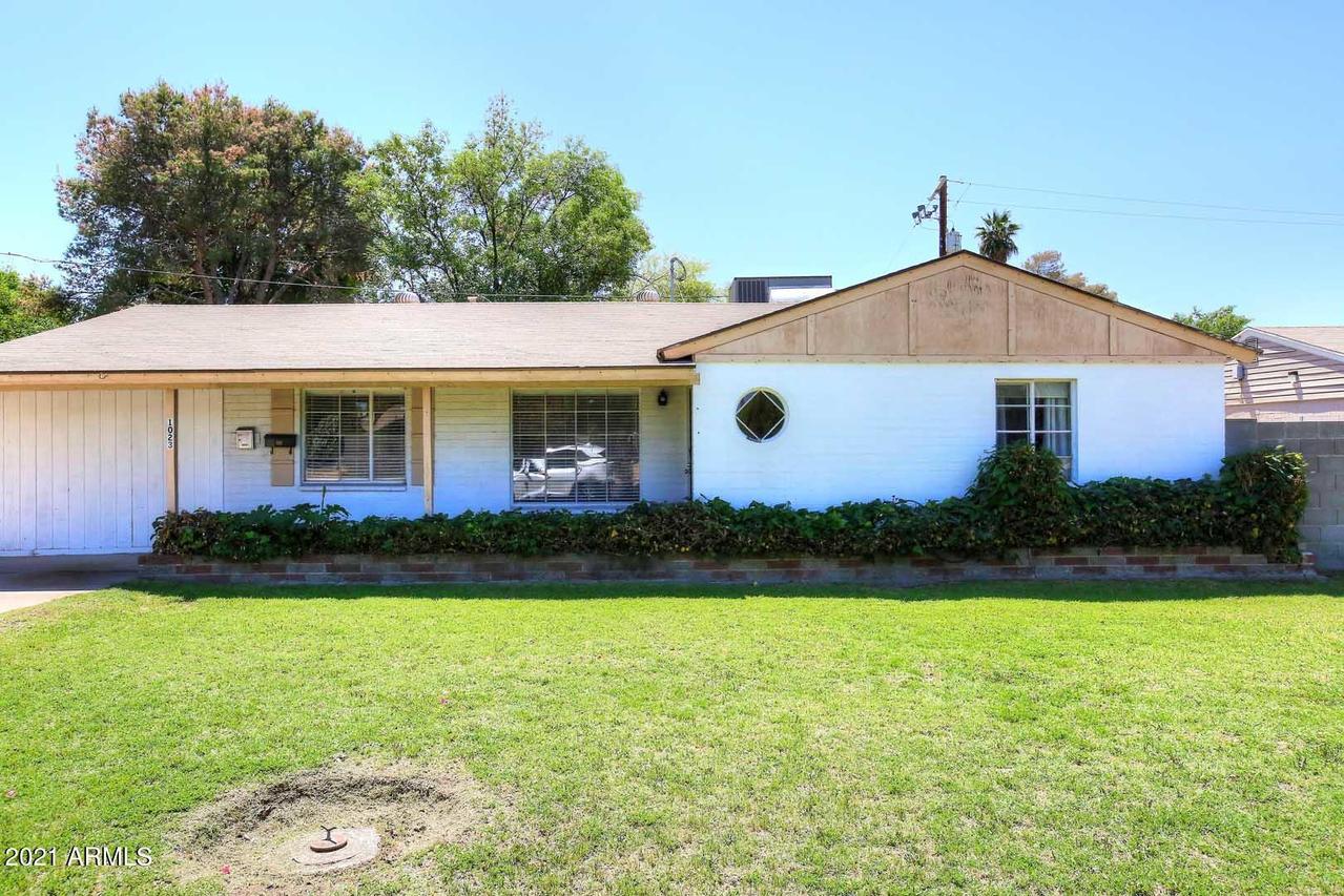 1023 E Rose Ln., Phoenix, AZ 85014