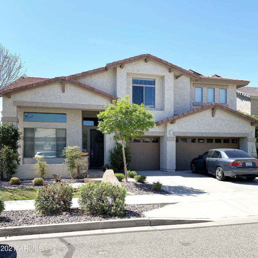 2323 W Laredo Ln., Phoenix, AZ 85085