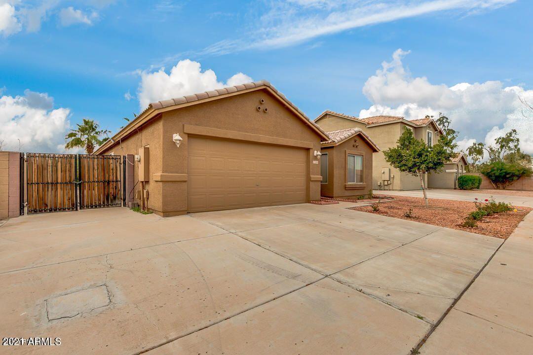 2008 S 82nd Ln., Phoenix, AZ 85043