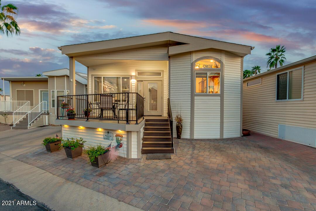 911 Douglas Rd., Mesa, AZ 85205