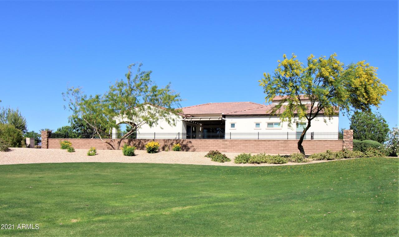 106 E Orange Blossom Path, Queen Creek, AZ 85140