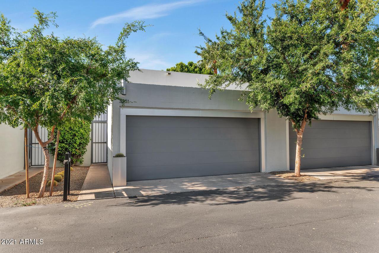 3251 E Camelback Rd., Phoenix, AZ 85018