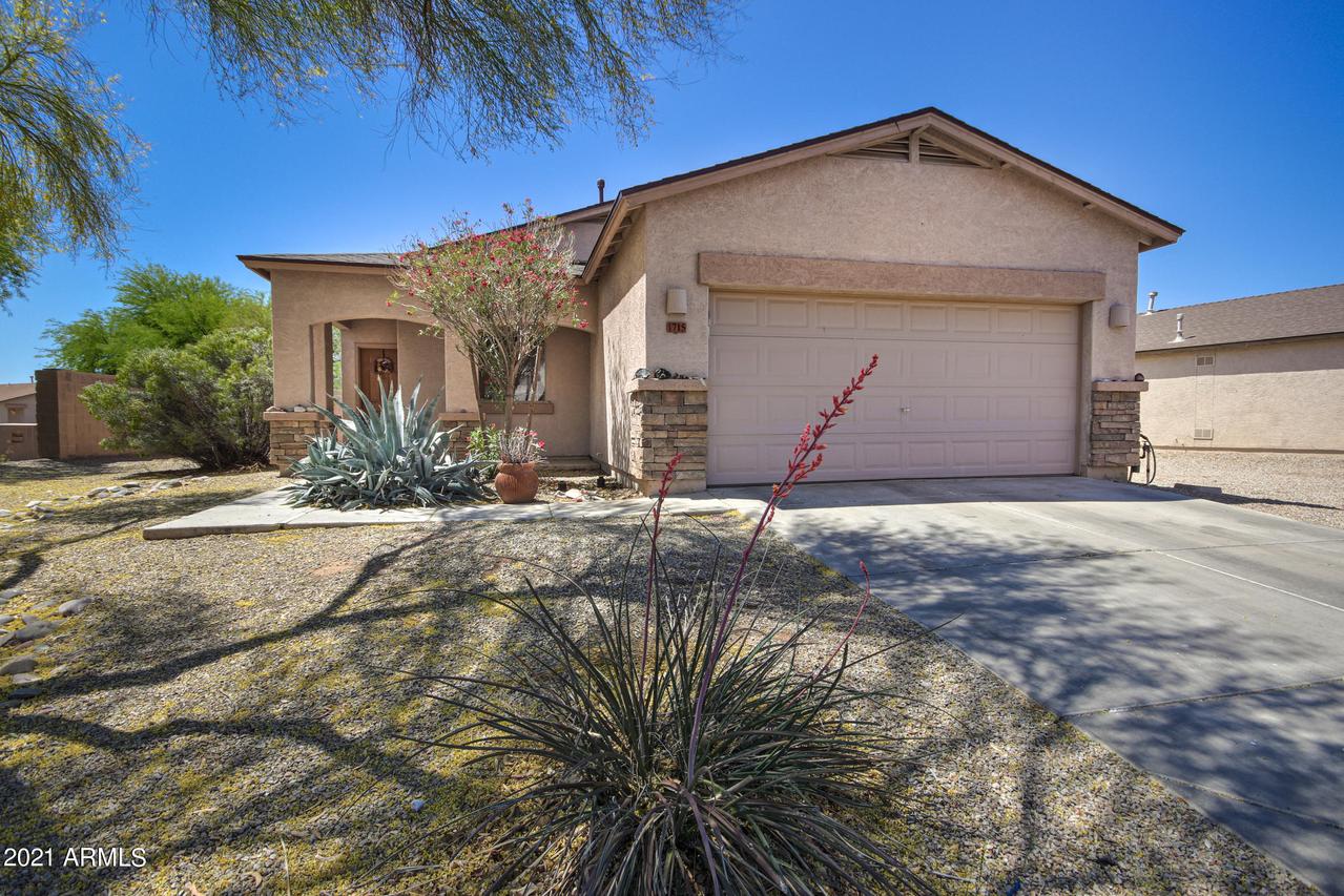 1715 E Renegade Tr., San Tan Valley, AZ 85143