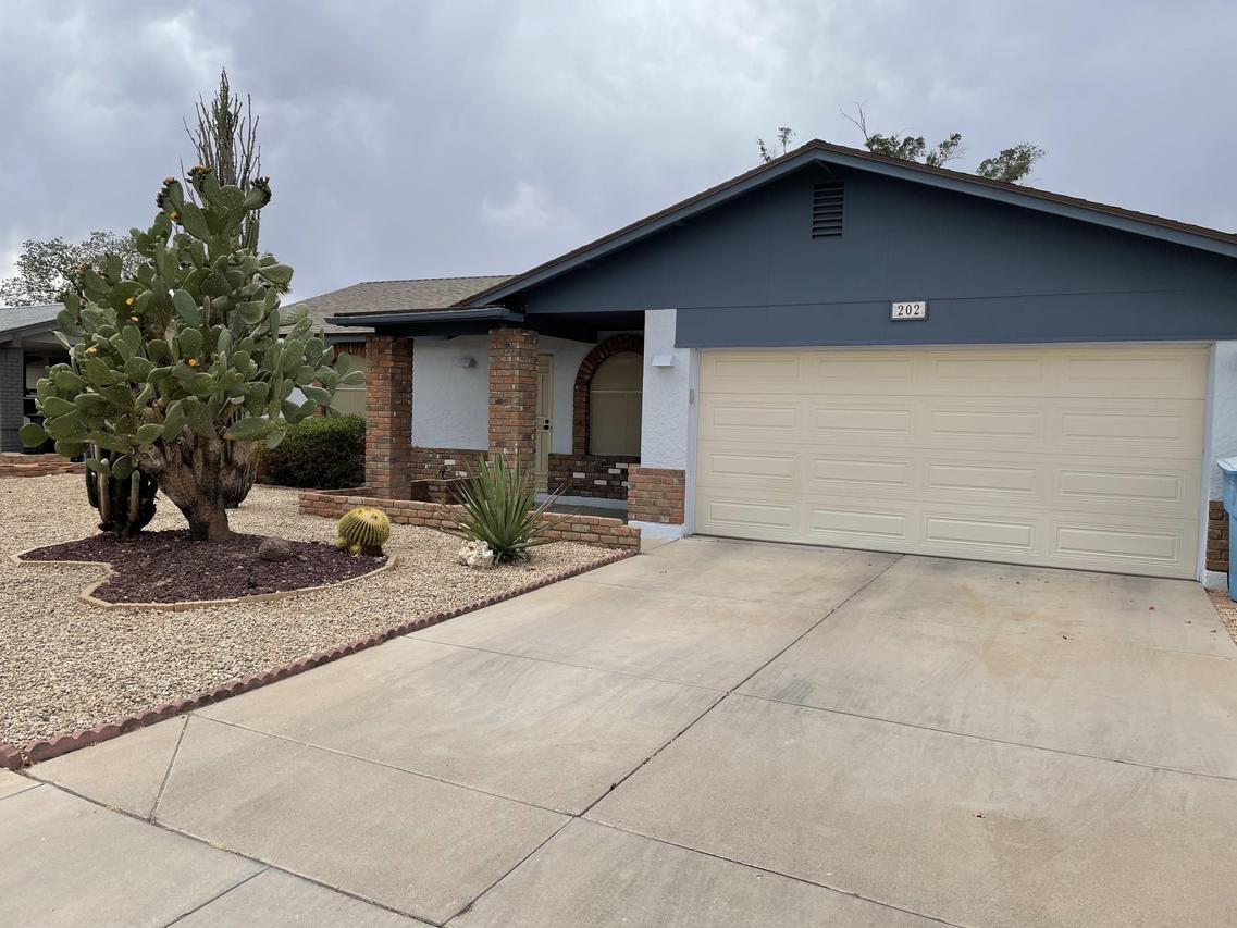 202 W Wagoner Rd., Phoenix, AZ 85023