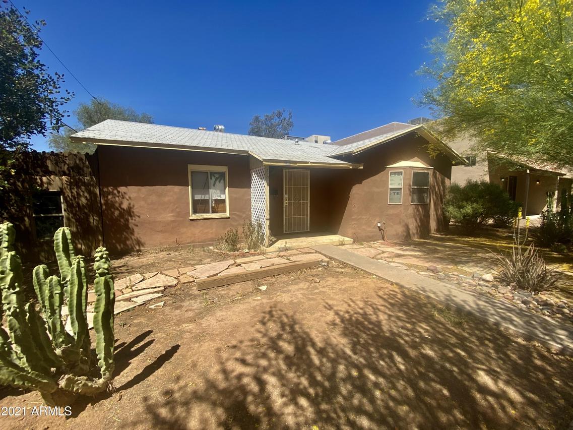 2202 E Cambridge Ave., Phoenix, AZ 85006