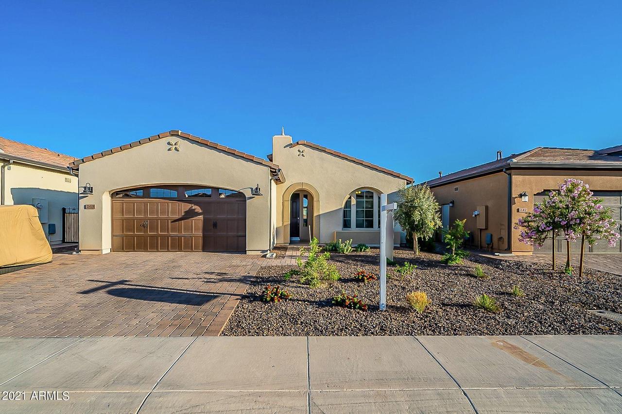 265 E Tangerine Path, San Tan Valley, AZ 85140