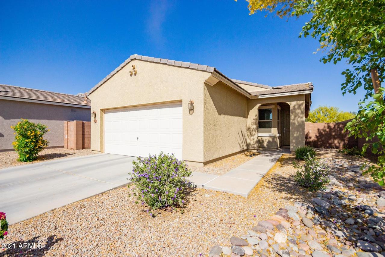 34521 N Gurnsey Tr., San Tan Valley, AZ 85143