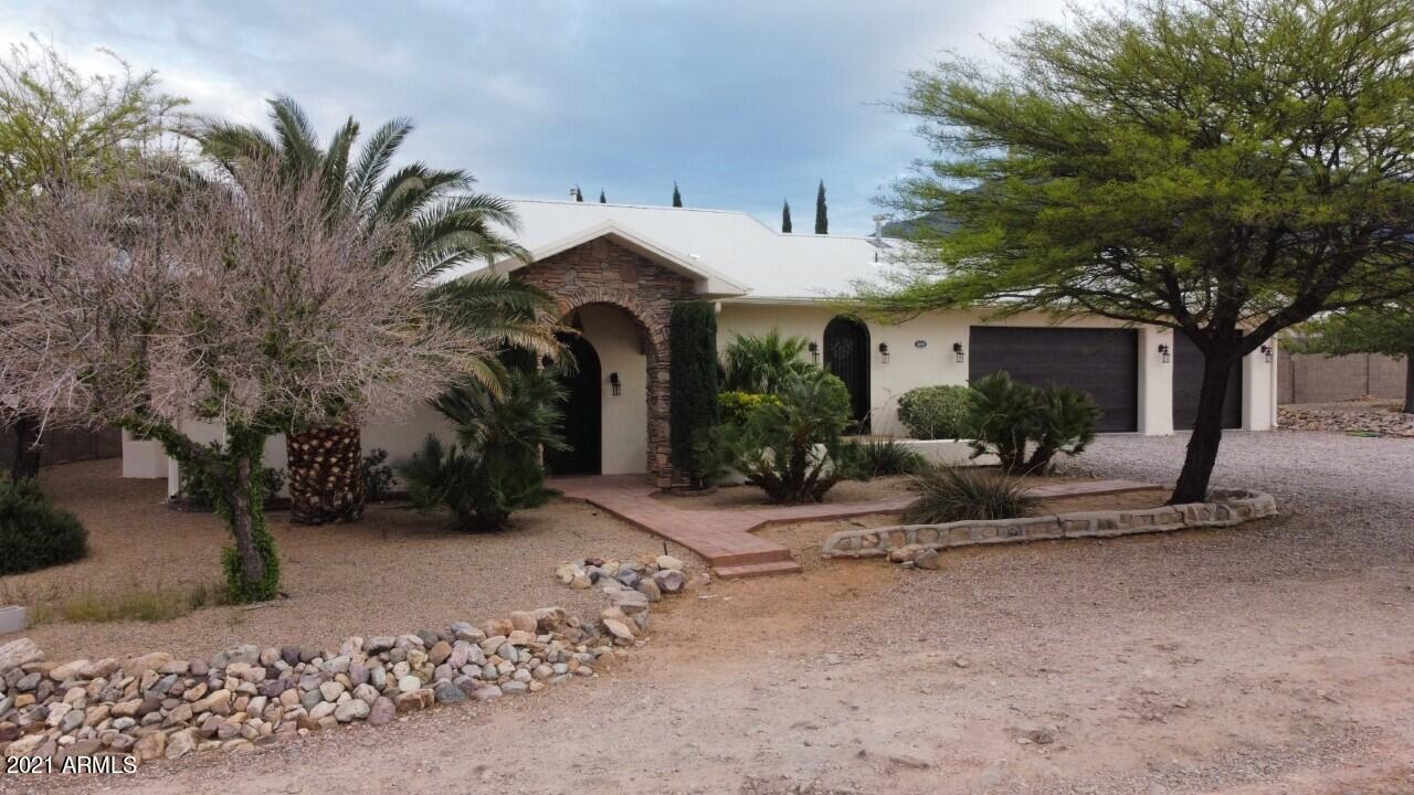 5110 E Davis St., Hereford, AZ 85615