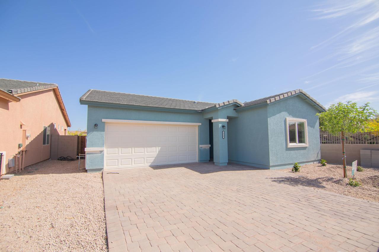 512 W Harwell Rd., Phoenix, AZ 85041