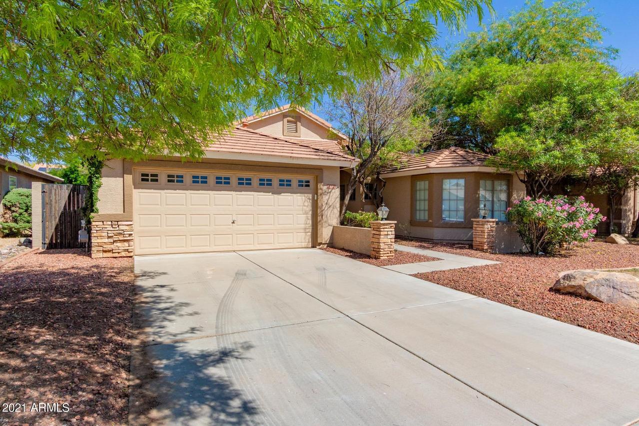 2839 S Aletta, Mesa, AZ 85212