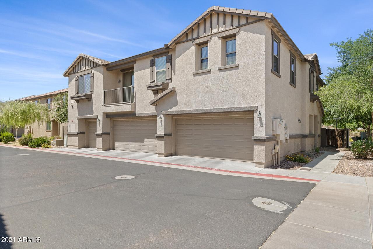 1250 S Rialto Dr. #14, Mesa, AZ 85209