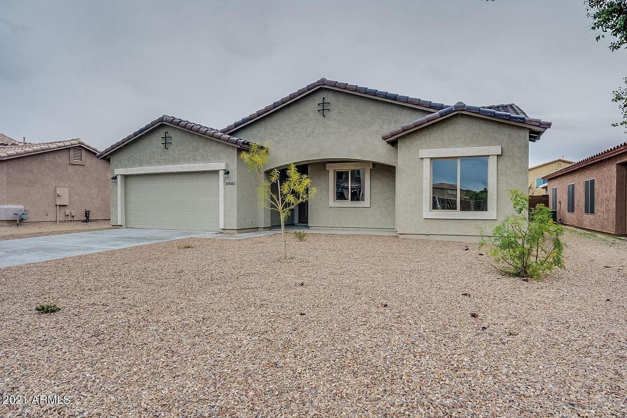 30083 N Royal Oak Way, San Tan Valley, AZ 85143