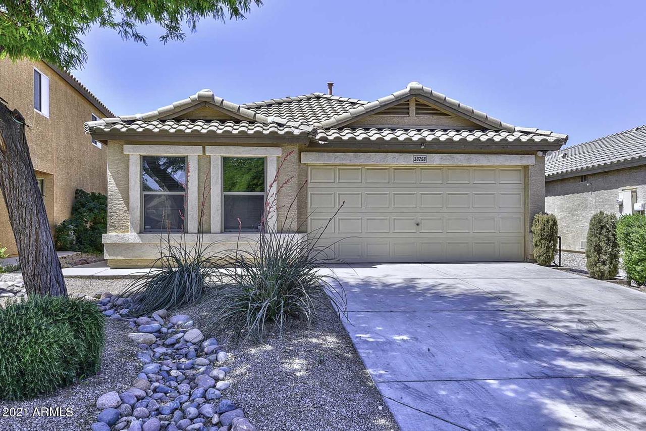 38258 N Kyle St., San Tan Valley, AZ 85140