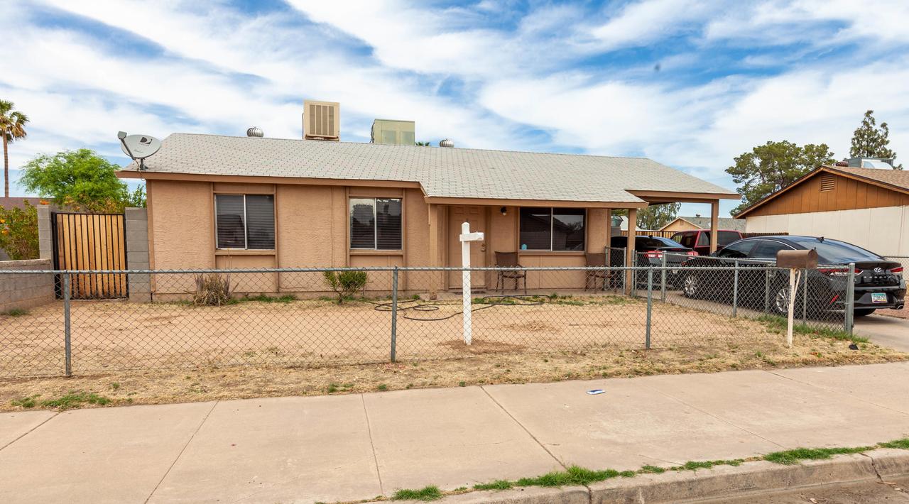 8230 W Campbell Ave., Phoenix, AZ 85033