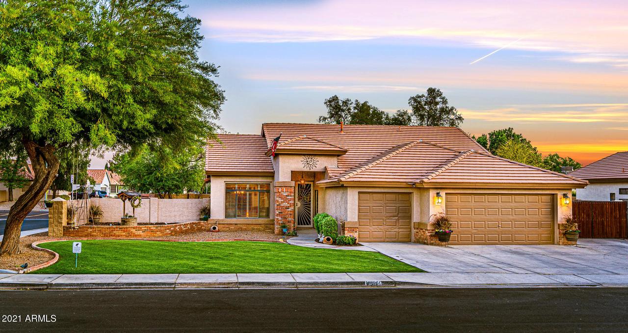 7211 W Dreyfus Dr., Peoria, AZ 85381