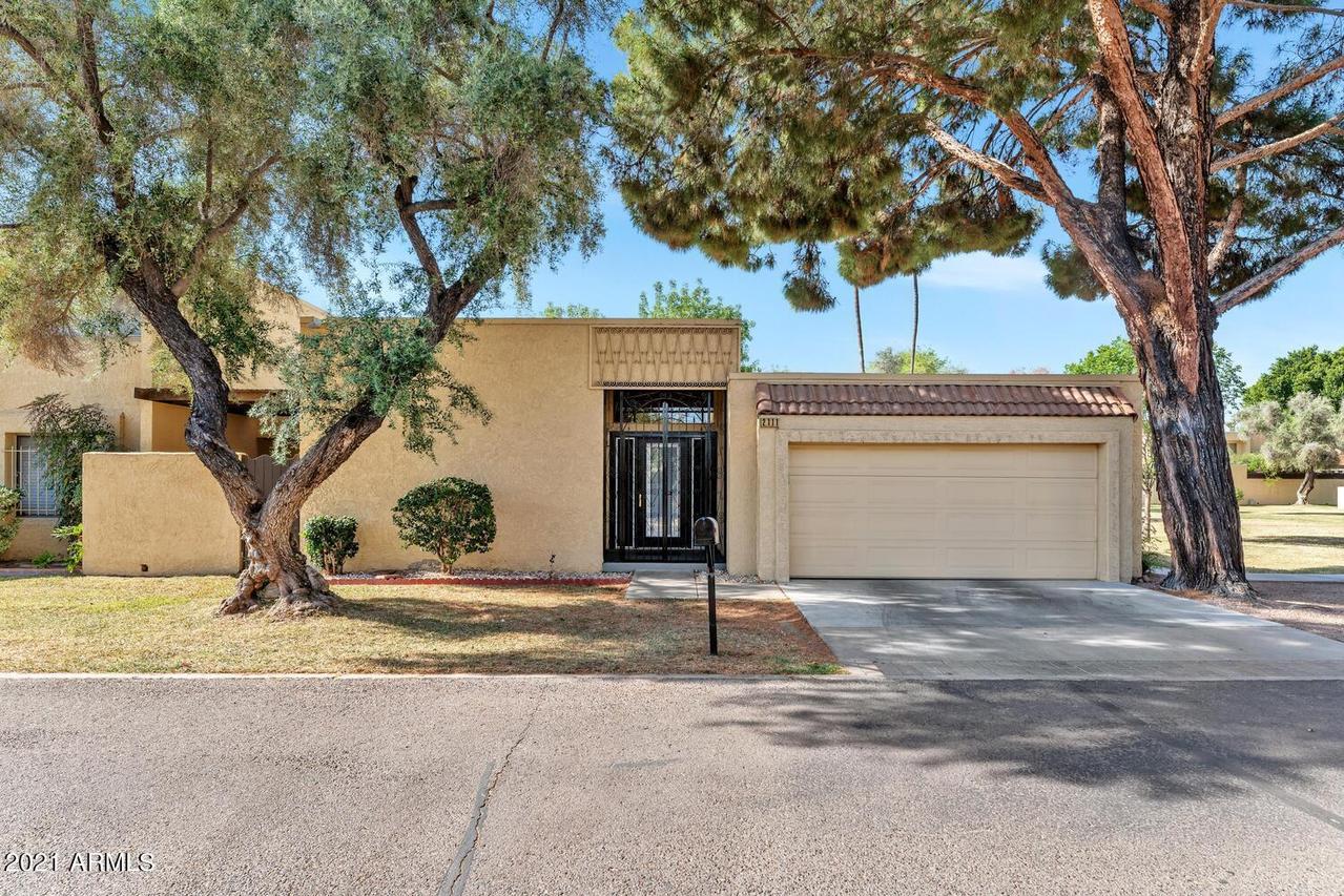 2111 W Marlette Ave., Phoenix, AZ 85015