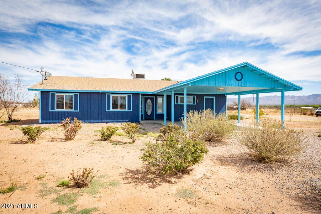 10525 E Cline Ave., Hereford, AZ 85615
