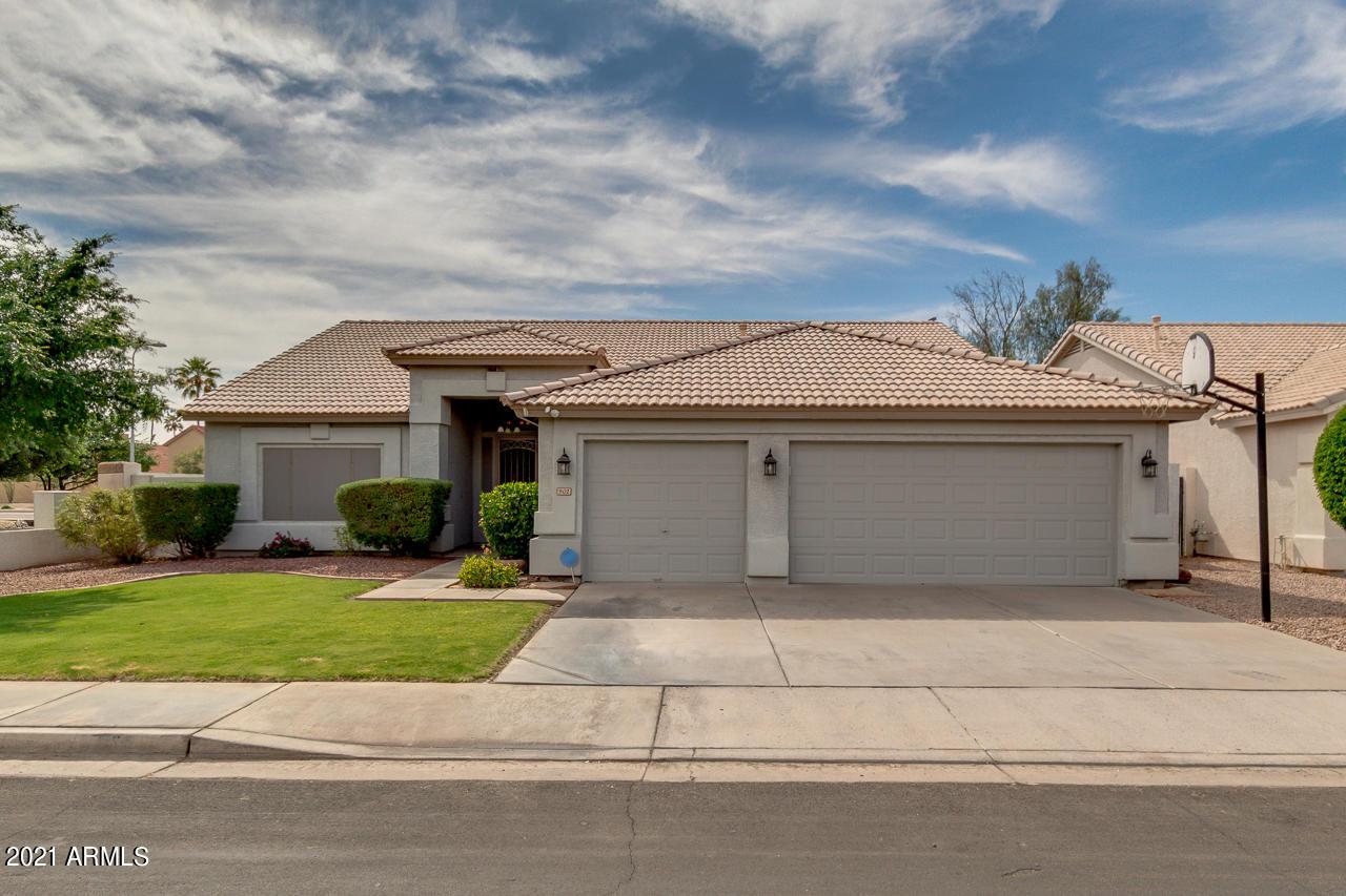 902 N Lakeshore Pl., Chandler, AZ 85226