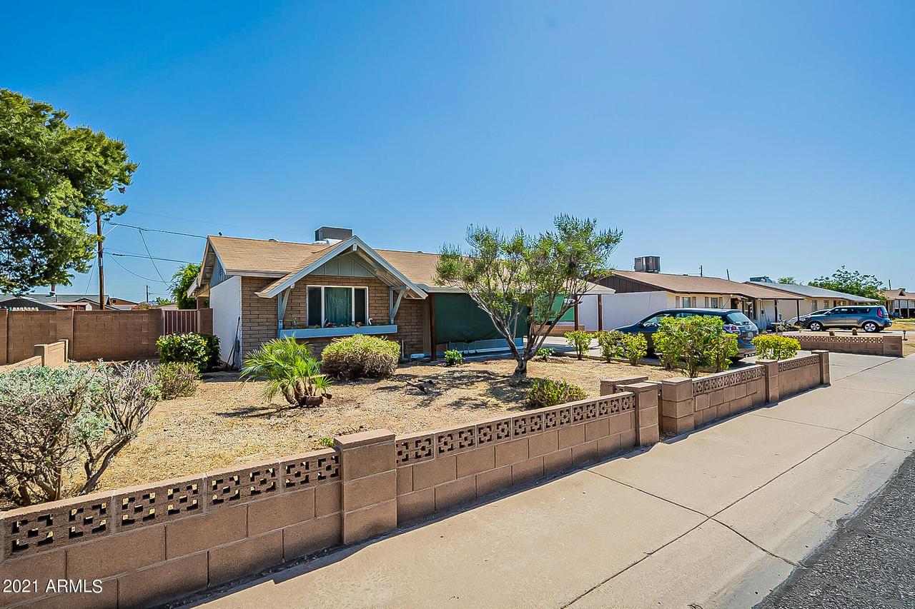 1507 W Saint John Rd., Phoenix, AZ 85023
