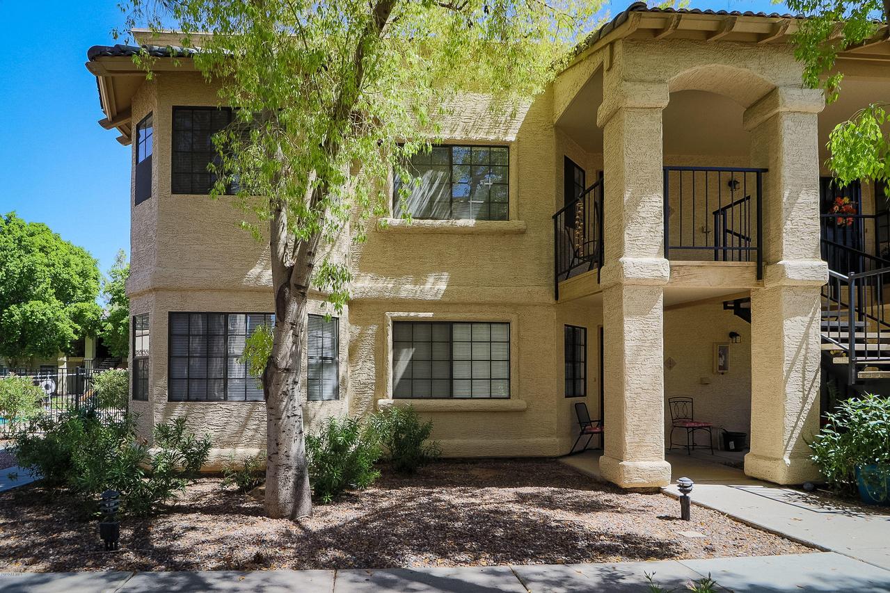 925 S Longmore Ave. #209, Mesa, AZ 85202