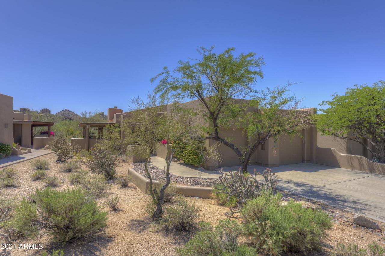 9246 E Whitethorn Cir., Scottsdale, AZ 85266