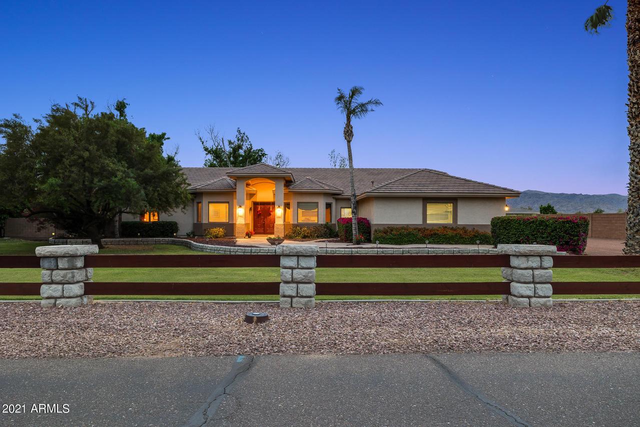6656 N 186th Ave., Waddell, AZ 85355