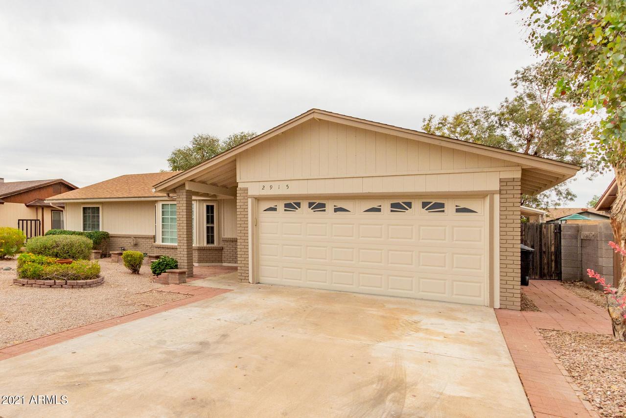 2915 E Dolphin Ave., Mesa, AZ 85204