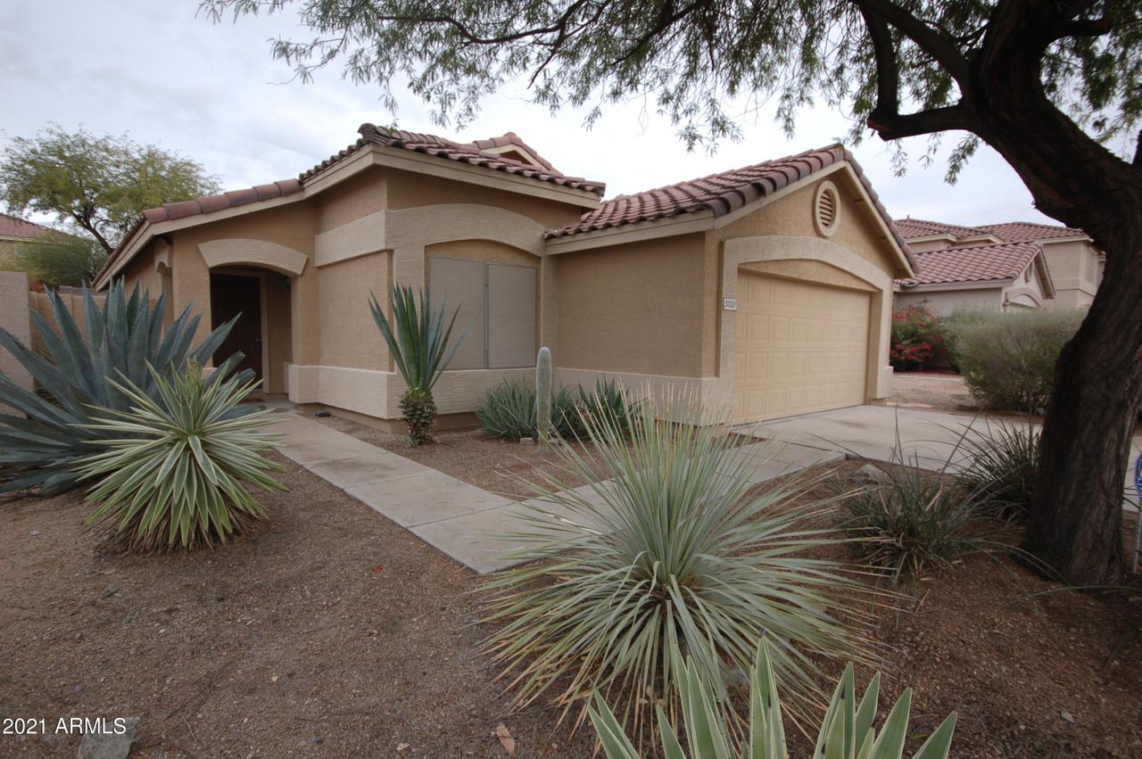 5032 E Roy Rogers Rd., Cave Creek, AZ 85331