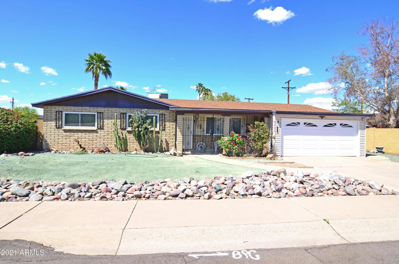 8404 E Thomas Rd., Scottsdale, AZ 85251