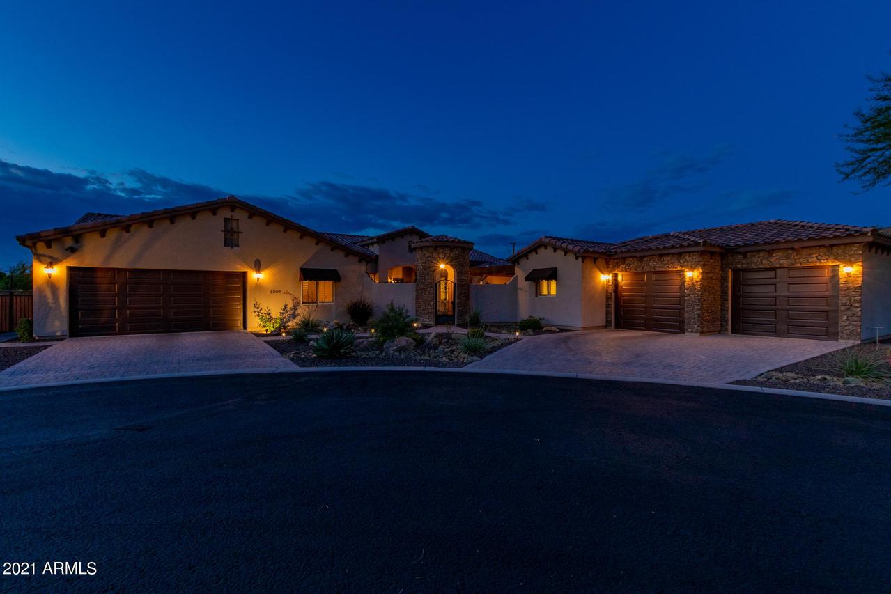 6504 W Avenida Del Sol Ave., Glendale, AZ 85310