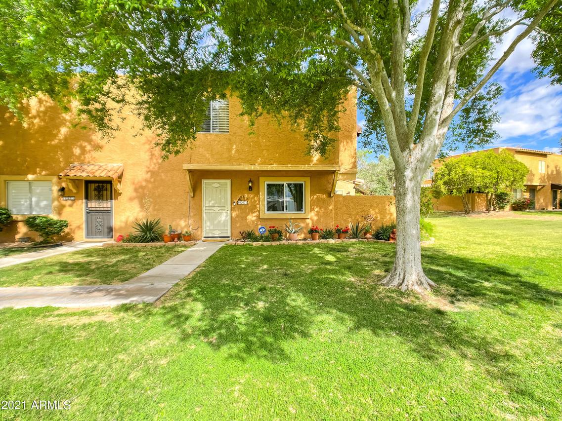 10207 N 8th Pl. #B, Phoenix, AZ 85020