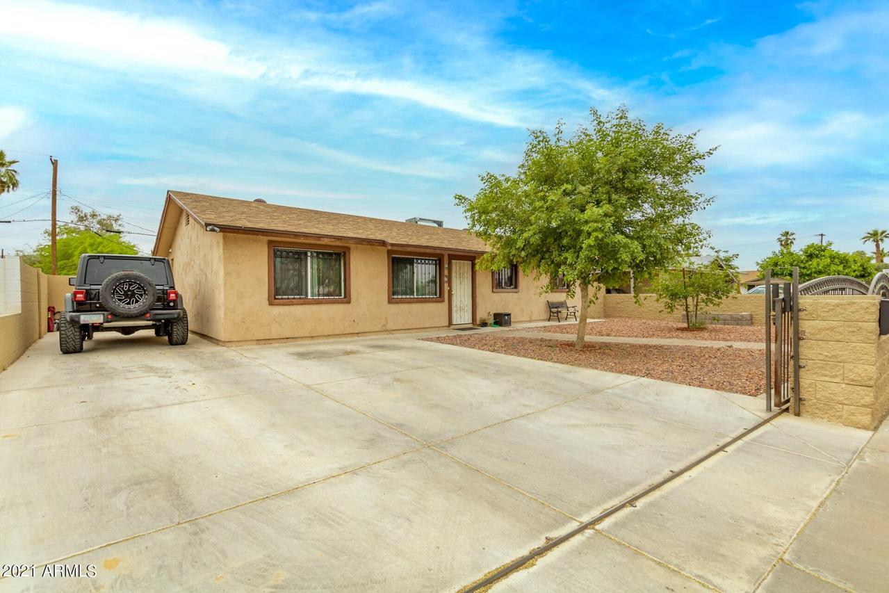 2131 E Alta Vista Rd., Phoenix, AZ 85042