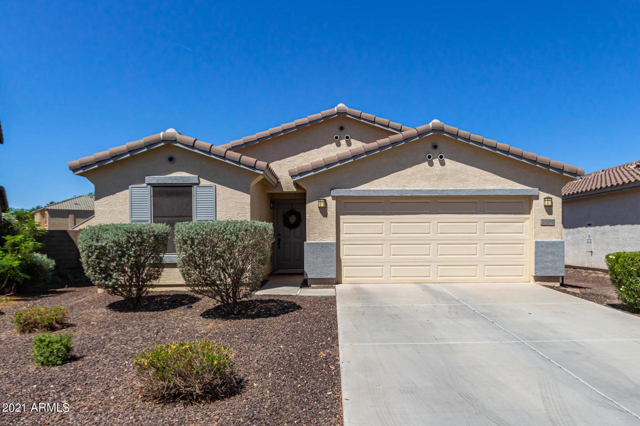 37870 N Beverly Ave., San Tan Valley, AZ 85140