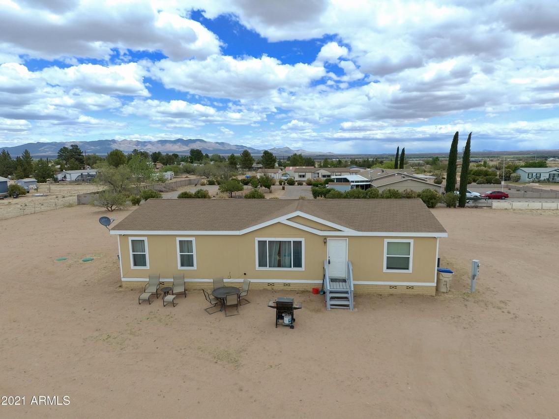 9717 E Mclain Ln., Hereford, AZ 85615