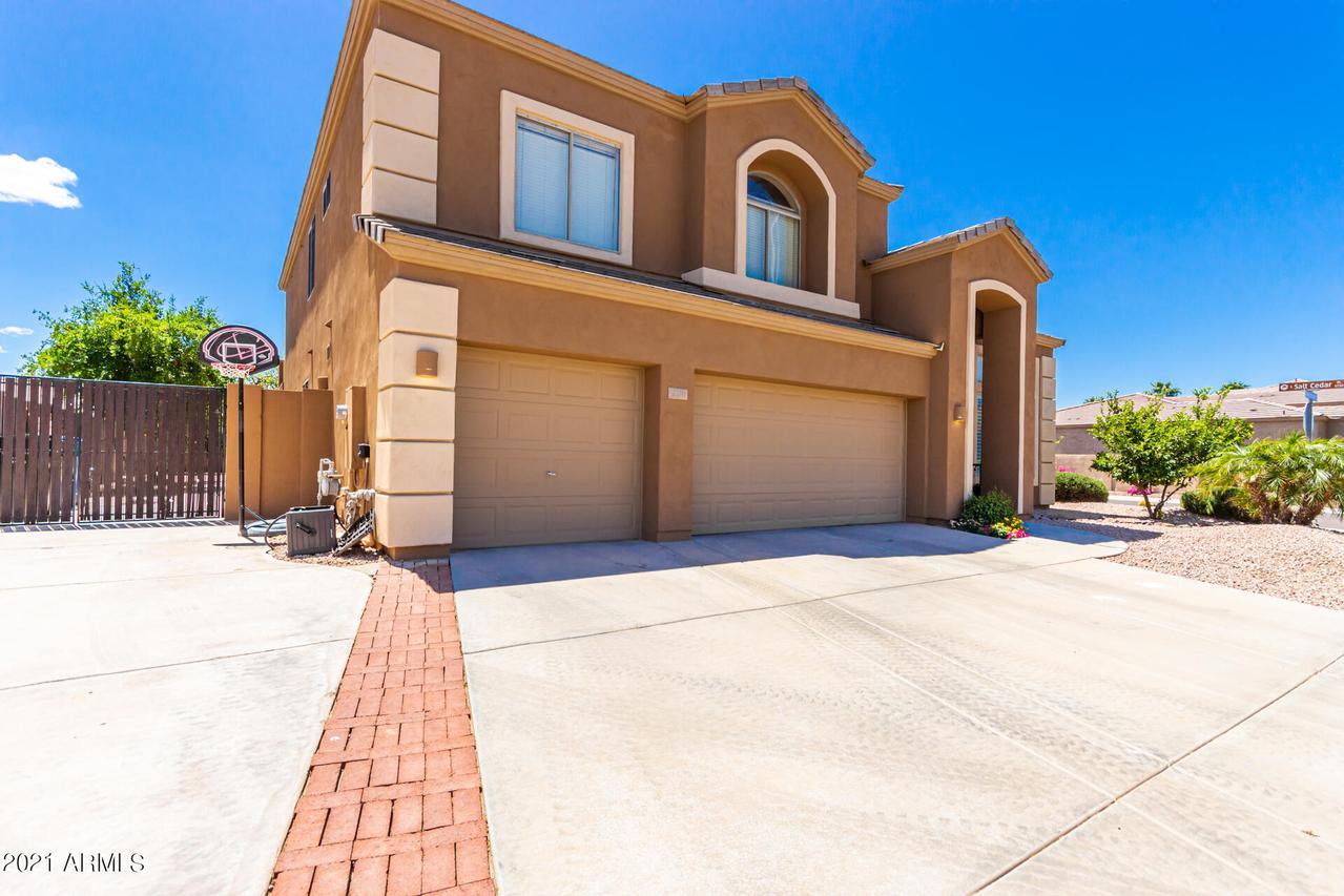 2181 E Westchester Dr., Chandler, AZ 85249