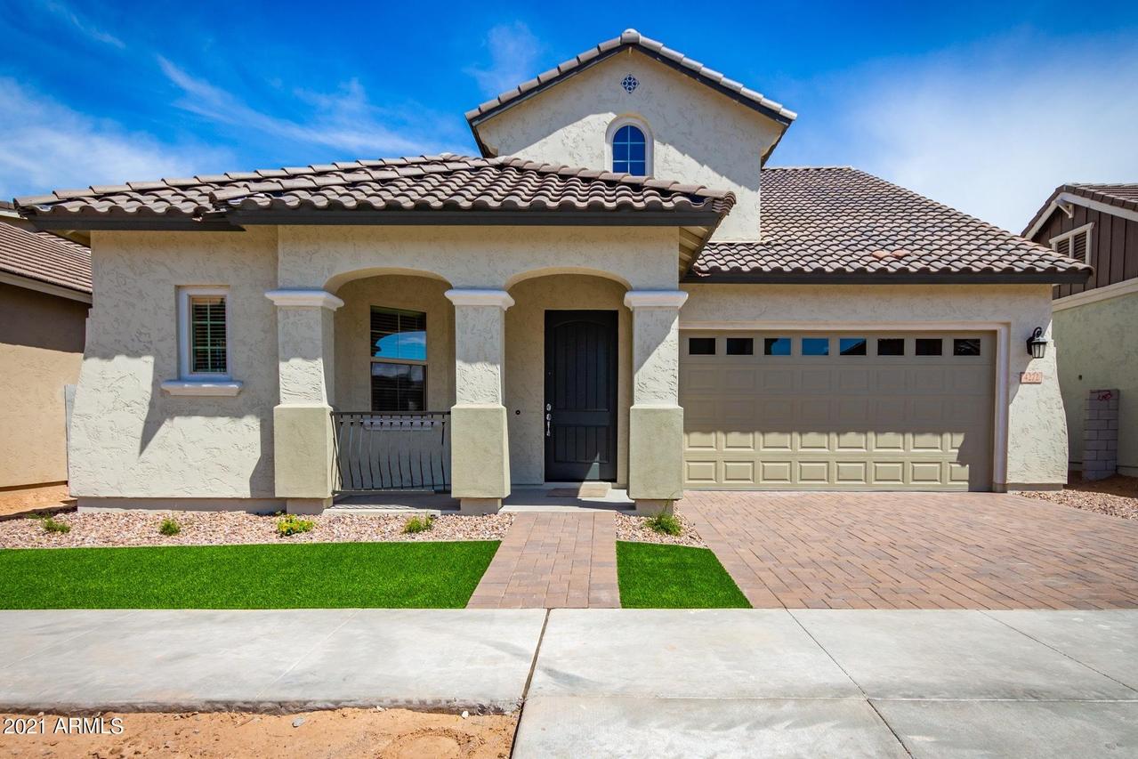 4272 E Skousen St., Gilbert, AZ 85295