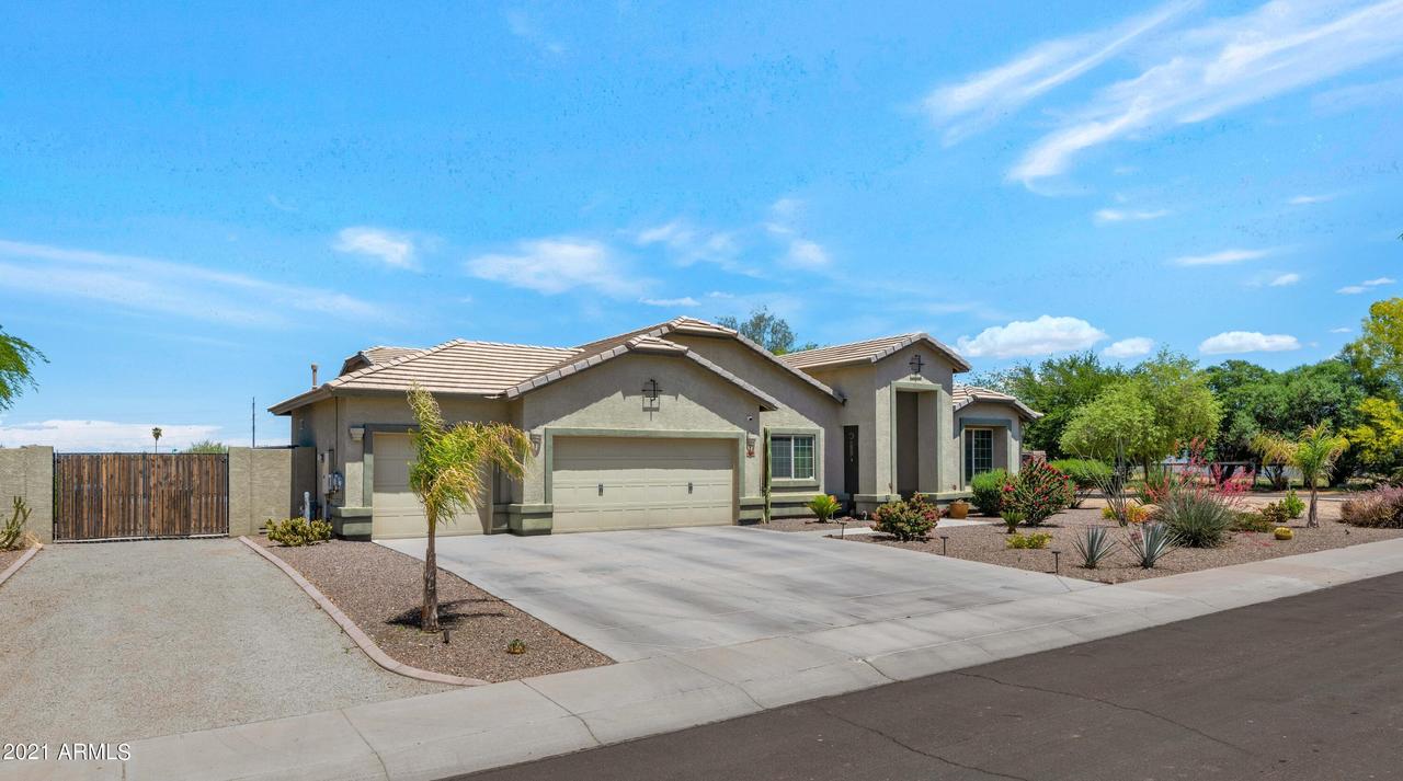 3106 W Melody Dr., Laveen, AZ 85339