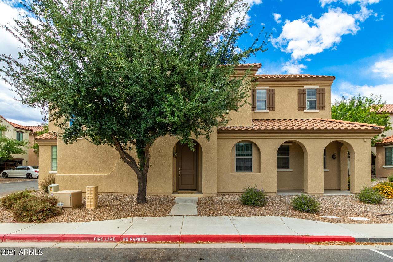 5408 W Chisum Tr., Phoenix, AZ 85083