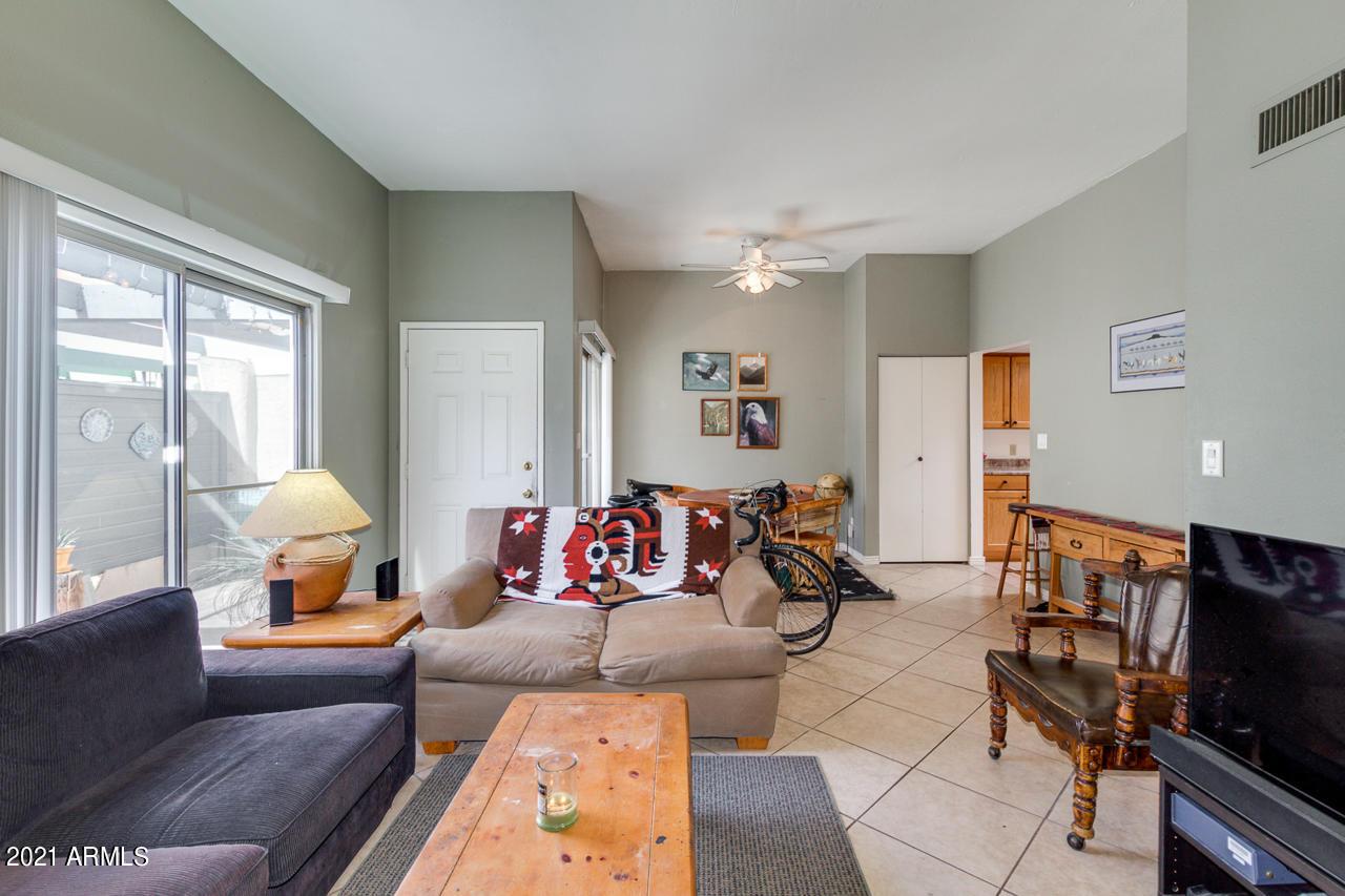 716 S Lebanon Ln., Tempe, AZ 85288