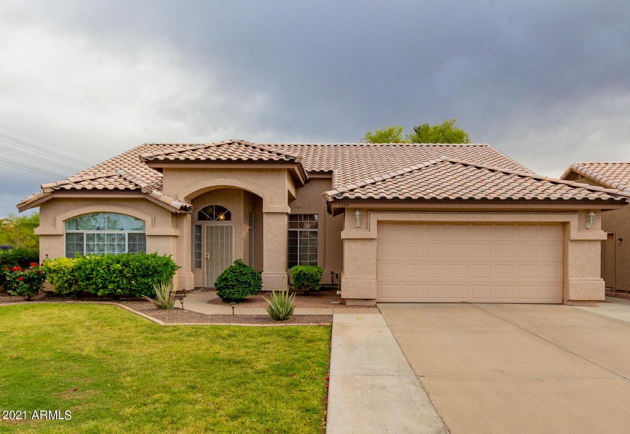 1555 E Park Ave., Gilbert, AZ 85234