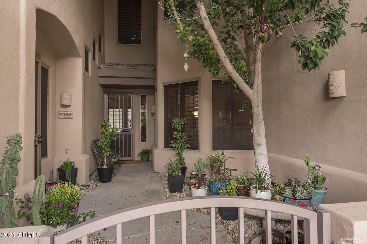 16420 N Thompson Peak Pkwy. #1128, Scottsdale, AZ 85260