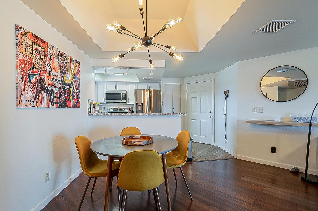 1352 E Highland Ave. #210, Phoenix, AZ 85014