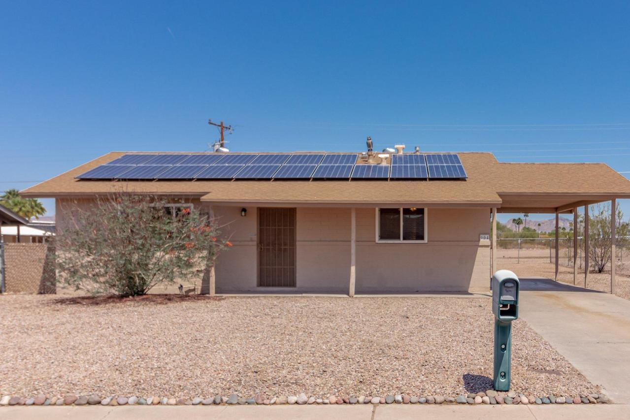 904 W 3rd Ave., Apache Junction, AZ 85220