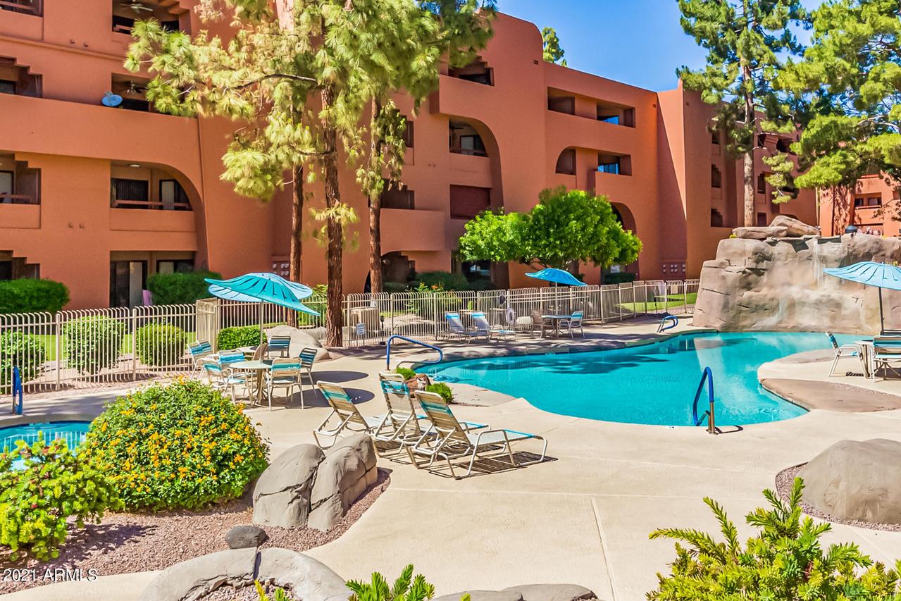 12212 N Paradise Village Pkwy. #445, Phoenix, AZ 85032