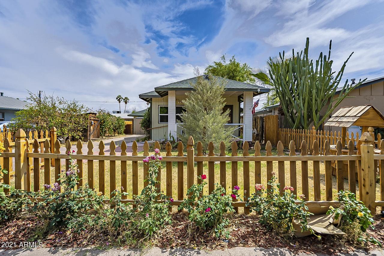 2143 W Wilshire Dr., Phoenix, AZ 85009