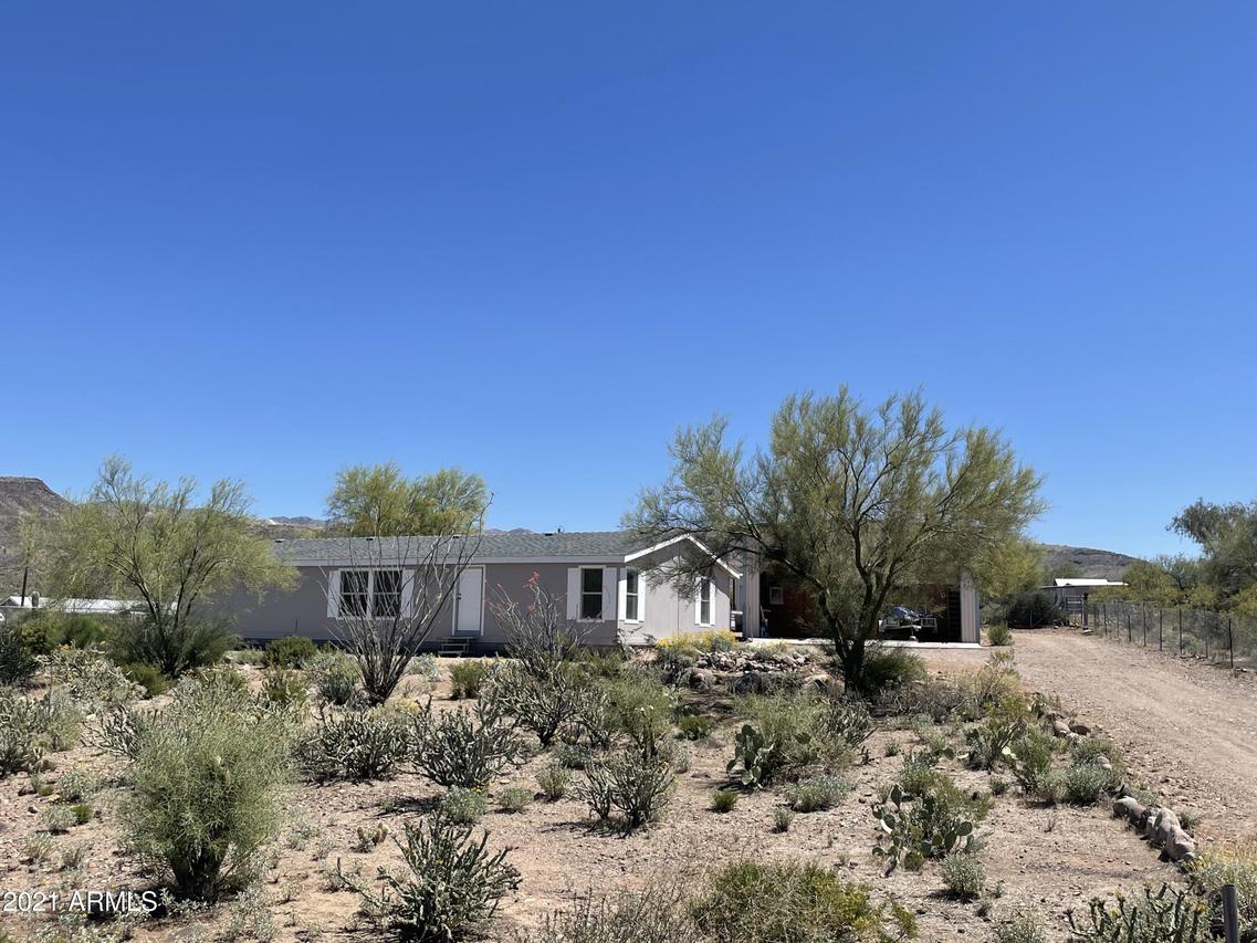 20310 E Wagon Wheel Cir., Black Canyon City, AZ 85324